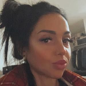 Meet your Posher, Gabrielle